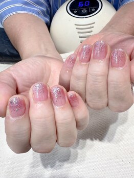 グローネイルズ(Glow Nails)/