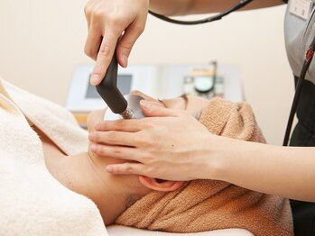 クレール(clair)の写真/【インディバ導入20年】最新マシンとのW効果でほうれい線やたるみを徹底改善◎感動のリフトアップ体験を！