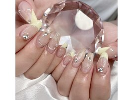 推しカラーネイルも