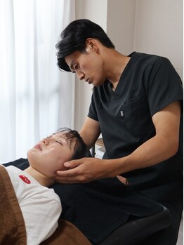 鍼灸院アール エー シー(R A C)の写真/『首や肩が痛い。重い。』を徹底的に解消し、症状を繰り返さない体に導く◎体が辛い時に頼れる鍼灸院。