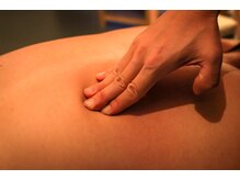 I.S.E.深部組織 筋膜リリースセンター/見た目は軽く触れているだけ？