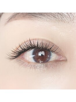 アールビューティー(R-beauty)/4週間後80%残ってるマツエク!