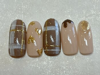 ネイルアンドアイラッシュ ネネ/たらしネイル チェック柄