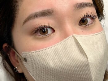 メラニー 元町中華街(melanie.)/まつげパーマ上下+アイブロウWAX