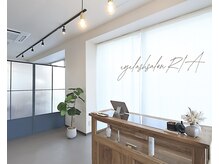 リア(RIA)/清潔感のある明るい店内♪