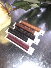 ノットイコール(≠ not equal)/ブラウンカラー