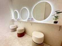 ヘアルーム完備☆施術後のヘアセットなどにお使いください★