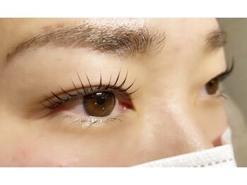 リラクゼーションサロン アロマ ラ ボーテ/パリジェンヌラッシュリフト