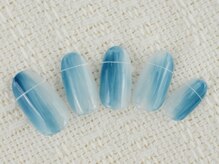 ミラ(MIRA)/縦グラデーションネイル