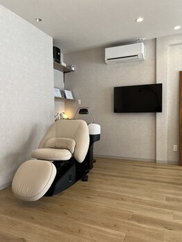 リフェロ 豊橋店(Refero)/施術所ベッド&シャンプー台