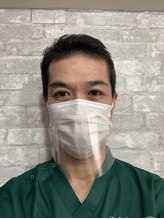 椎名亮 整体院/小顔ではマスクシールドを使用