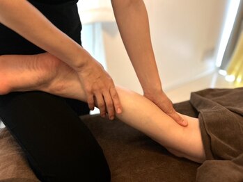 フローデ(Flode)/足の施術1