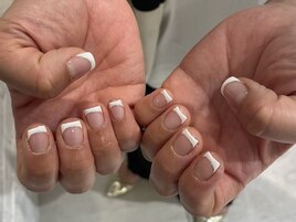 フレンチネイル＊8250円