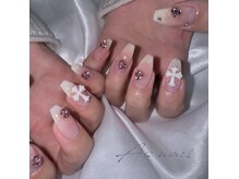 自宅の一室の施術ルーム☆テレビを見ながらお寛ぎ頂けます