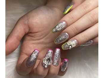 ジェイノヴァール(Jnovart)/