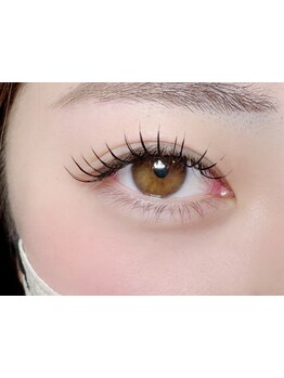 ボリュームのある目元にしたい