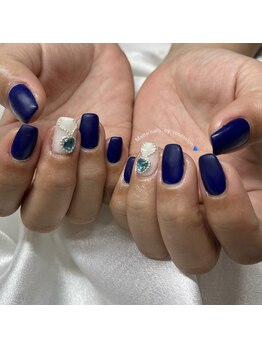 マットジュエリーネイル