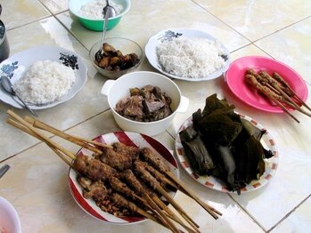 アジアンリラクゼーション ヴィラ 大橋店(asian relaxation villa)/バリ島:お祭りの食べ物