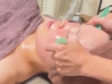 アミターバ(Amitabha)/寝ながら綺麗カッサフェイシャル