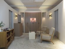 ピュアベート 西麻布(PUREVATE)/ゆとりある美しい店内