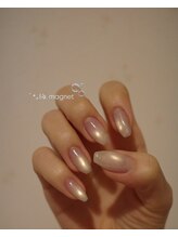 ヴィヴィア(VIVIA)/マグネットネイル