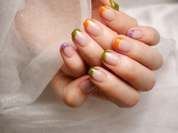 リットネイル(Lit nail)/カラフルフレンチ