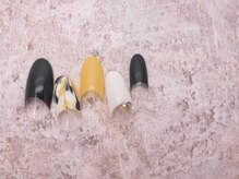 アンベリール 横浜店(Embellir)/(2113)ピーコックネイル