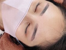 タプ アイ(tapu eye)/ブロウリフト×黄金比wax