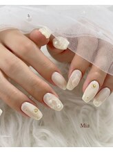 ミア(Mia)/パステルイエローネイル