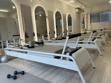 リフトピラティス(LYFT PILATES)