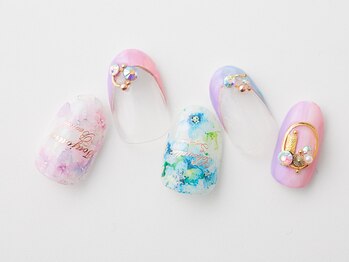 アートラウンジリハナ(Art Lounge Rihana)/縦グラデーションとお花ネイル★