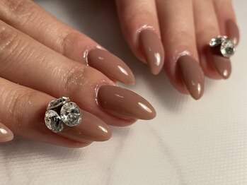 ビアンカ(BIANCA)/Vカットビジュー