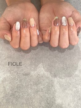 フィオル(FIOLE)/nuance nail