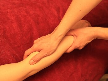 エステティックミレイ(Aesthetic Mirei)/腕のマッサージ