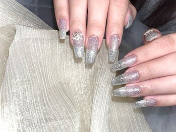 ウパラ(upala)/キラキラ結晶ネイル