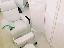 ネイルサロン ルーム 浦安店(Nail Salon ROOM)の雰囲気（フット席は2席♪足元のオシャレも楽しめます★）