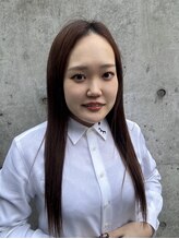 まつげとまゆげ 難波店 莉 奈