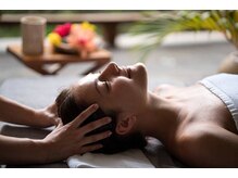 トゥジュール バイ ボウケンフライ(toujours by Bokenfly)/【ヘッドスパ】【背中】【頭】