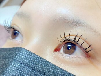 ザラボアングゥ(The Labo ungu)/【束感マツエク】