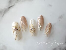 大人かわいいお正月ネイル