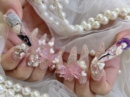 ワンホンゴテゴテネイル