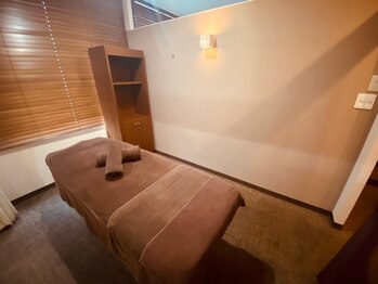 ビィーチェ(VIECE)/〈施術ベッド〉