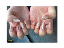 ニュアンスデザイン¥650.