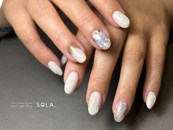 ソラ(SOLA.)/ホワイト×ニュアンスデザイン
