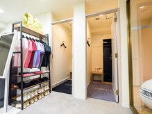 ラグジュアリージムヨコハマ 関内店(LUXURY GYM YOKOHAMA)/ロッカールーム