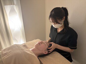 リフレナ 新宿(Refrena)の写真/《新宿駅南口4分》香りと音に包まれて、脳から整う技術“脳眠・脳鎮静”ヘッドスパ☆現代人に必須のケア◎