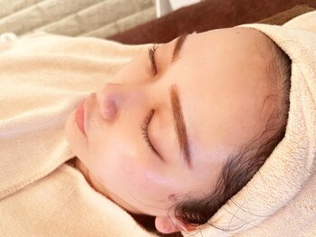 サロン ド エフ(Salon dee F)の写真/【ハリ・ツヤUP!!】毛穴診断士による”毛穴画像診断”付き☆1人1人の毛穴に合った施術をご提案!初回¥8800♪