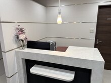 ロココ 仙台店(Rococo)の雰囲気（ピアノのBGMが流れるクリニックのような清潔感がある店内）