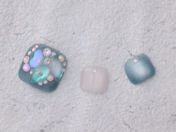 レヴィア(REVIA)/フットネイル