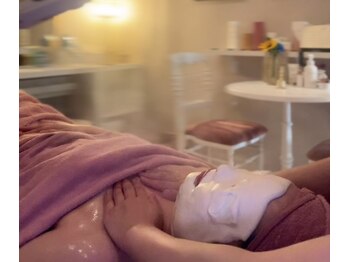 ディンプル(Dimple)/大人気デコルテマッサージ